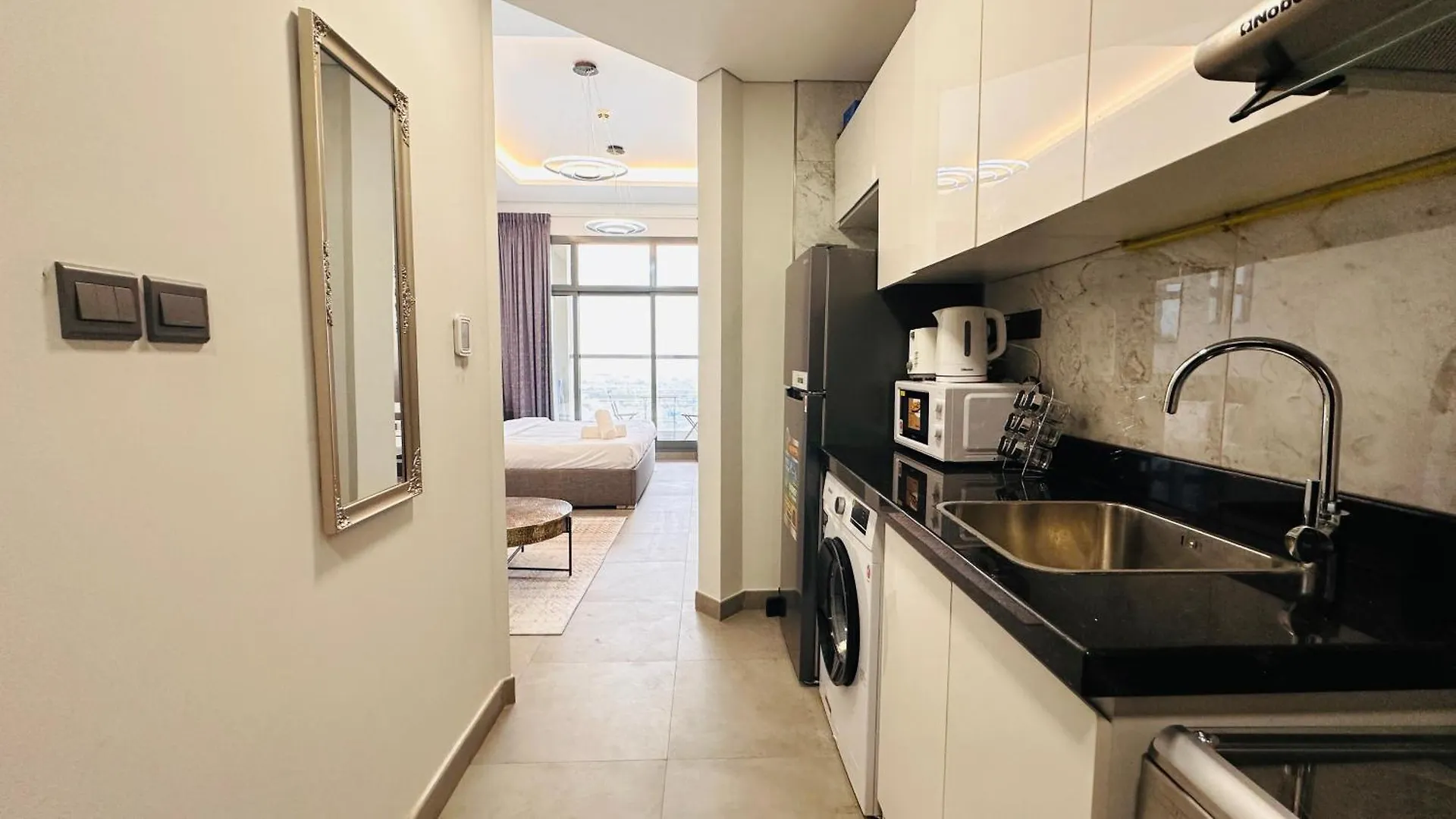 Luxury Studio Apartment Canal View Business Bay Free Parking By Belvilla Dubai United Arab Emirates