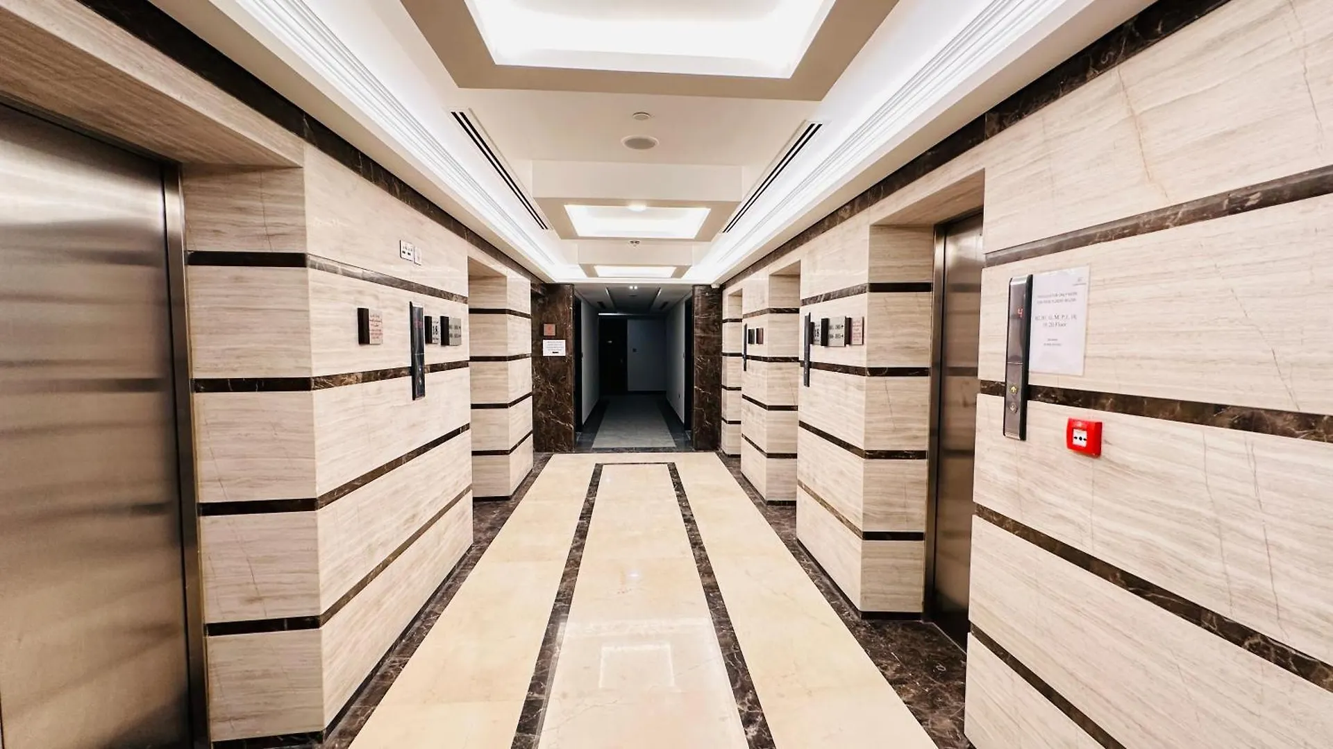 Luxury Studio Apartment Canal View Business Bay Free Parking By Belvilla Dubai Homestay