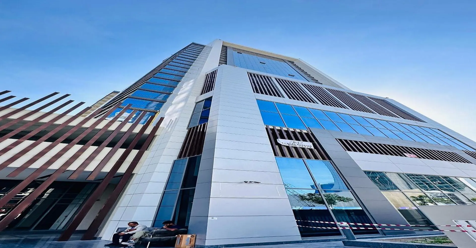 Luxury Studio Apartment Canal View Business Bay Free Parking By Belvilla Dubai Homestay