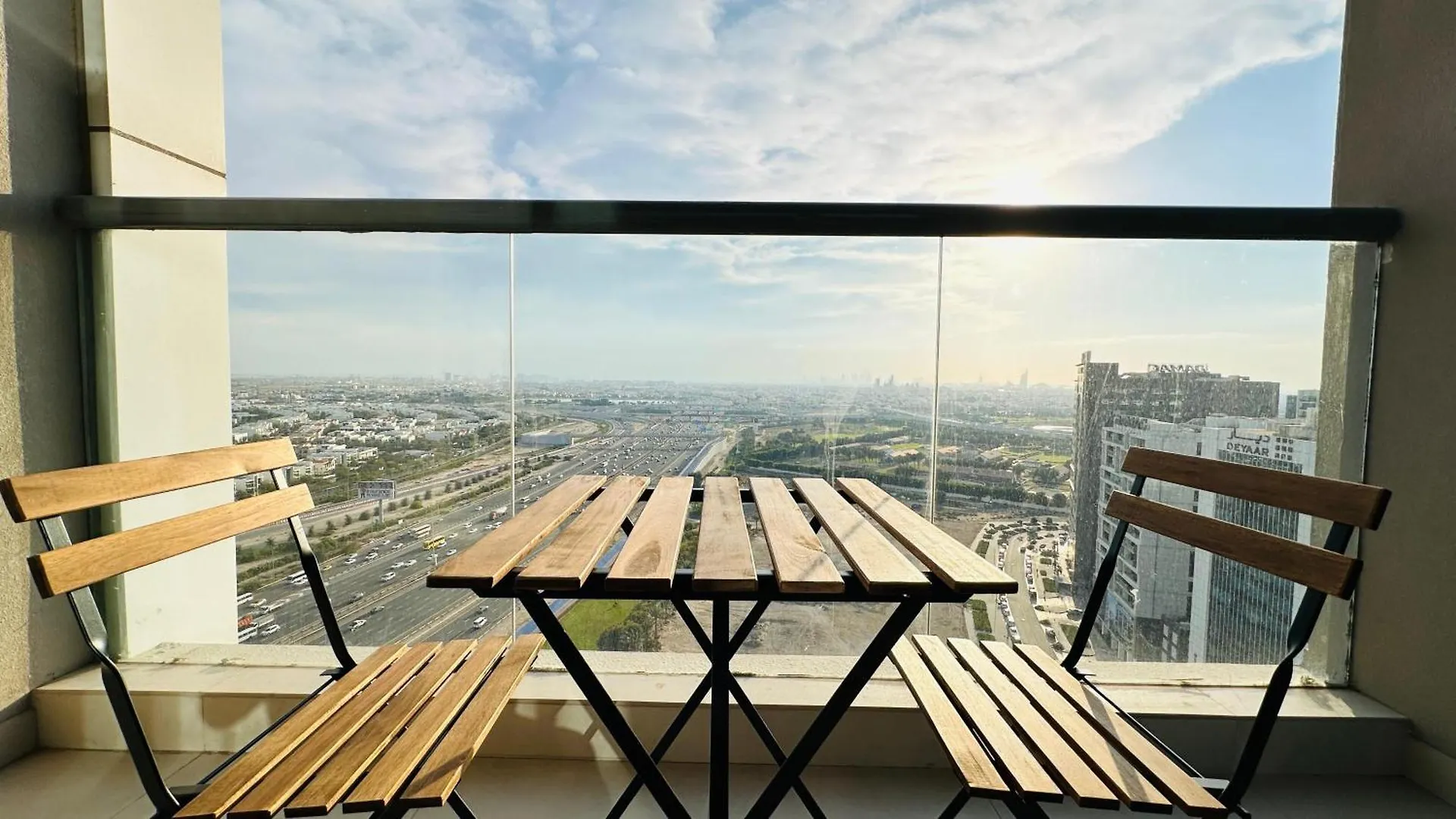 Luxury Studio Apartment Canal View Business Bay Free Parking By Belvilla Dubai 0*,